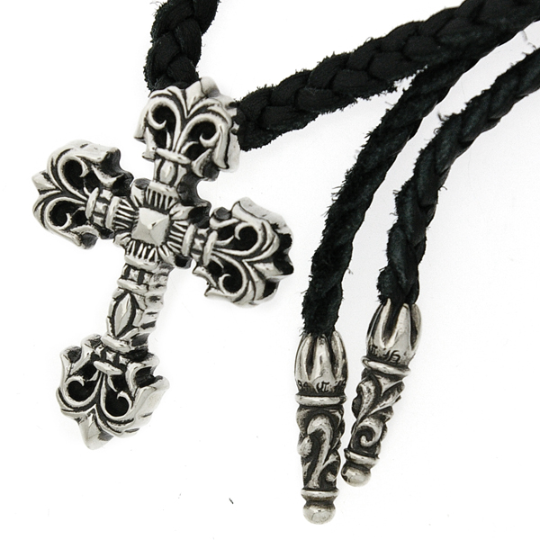 CHROME HEARTS(クロムハーツ) エクストラ スモール フィリグリークロス ペンダント【編み紐付】 FILIGREE CROSS