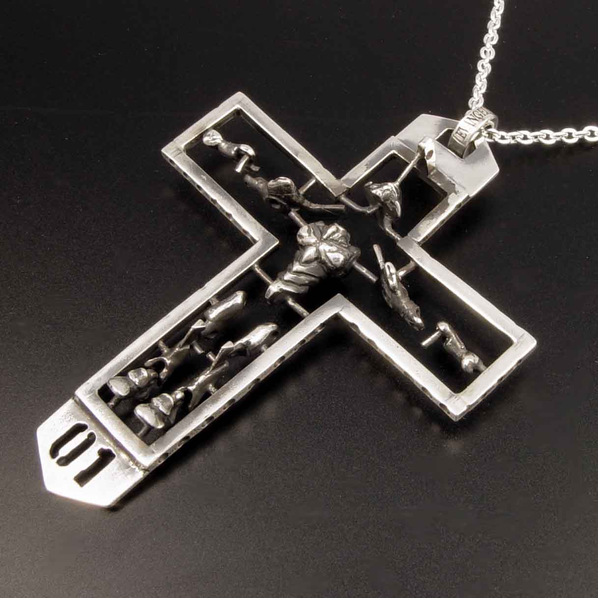 EVANGELION（エヴァンゲリオン）　初号機クロスペンダント【チェーン付】　ネックレス