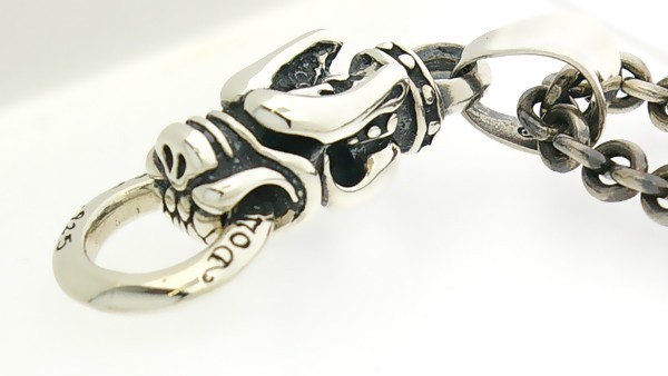 TRAVIS WALKER(トラヴィスワーカー)