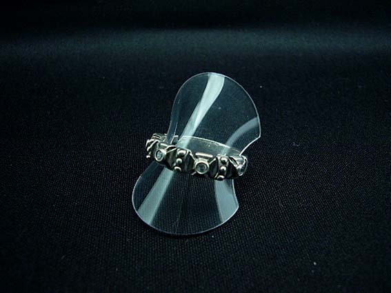 TRAVIS WALKER(トラヴィスワーカー)