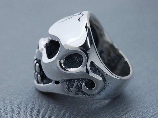 TRAVIS WALKER(トラヴィスワーカー)